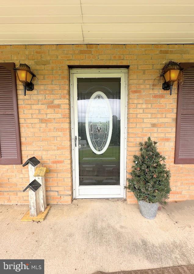 590 Frog Hollow Rd
