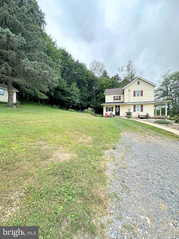 590 Frog Hollow Rd