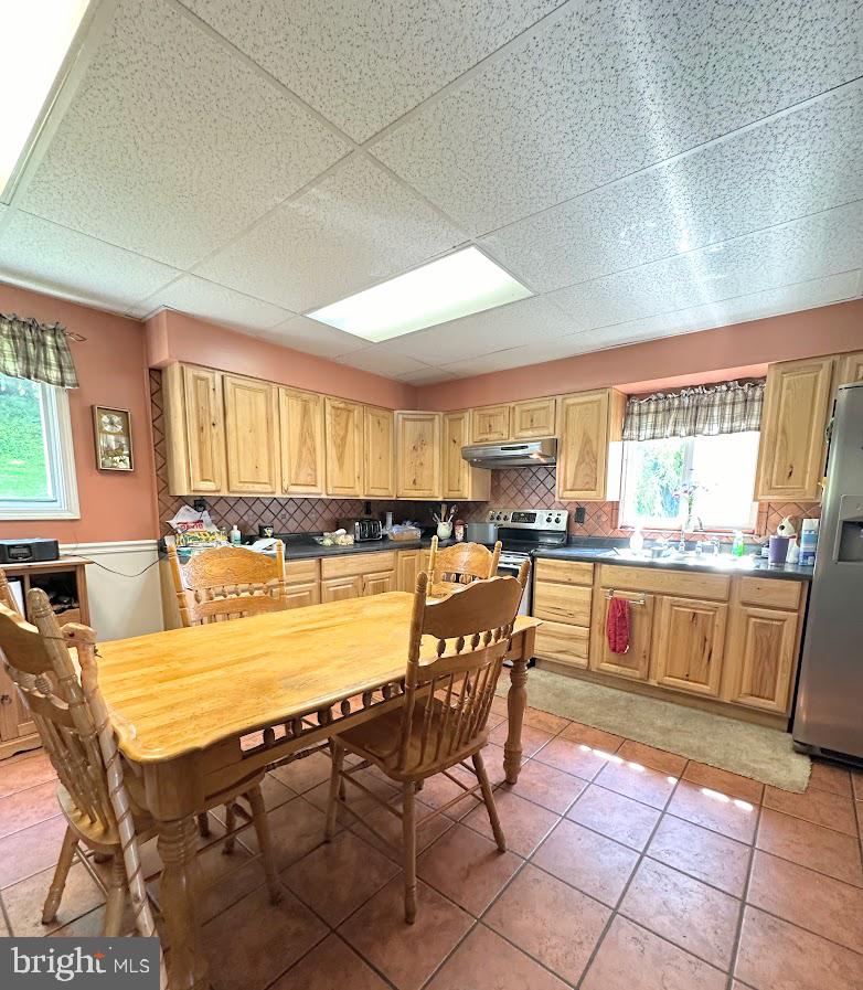 590 Frog Hollow Rd