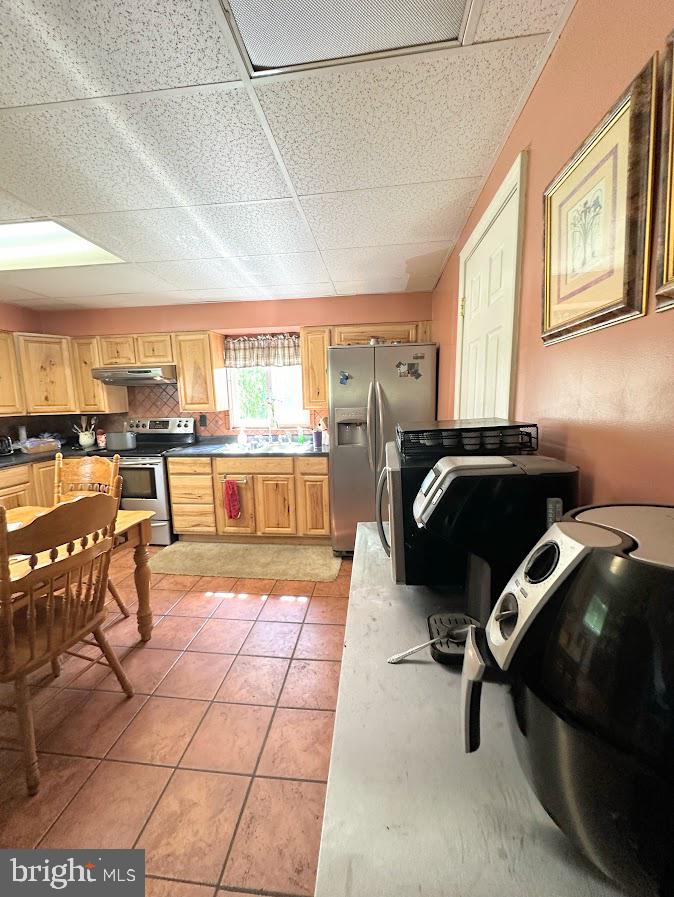 590 Frog Hollow Rd