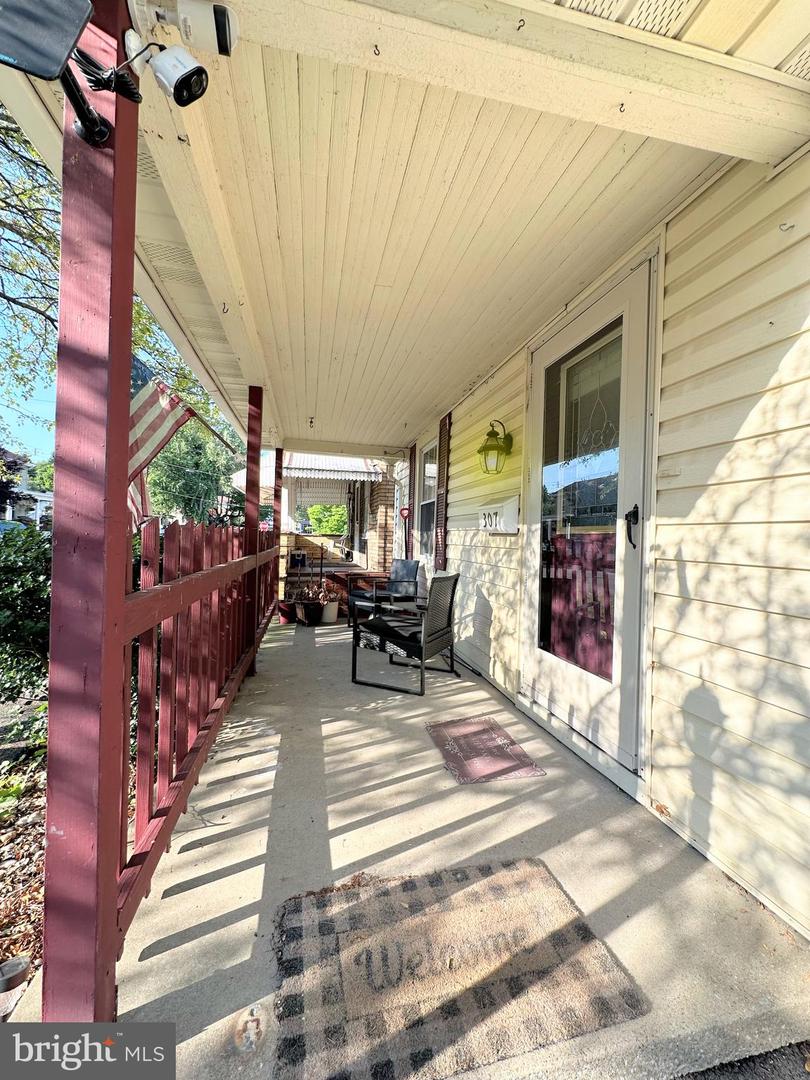 307 Pruner St