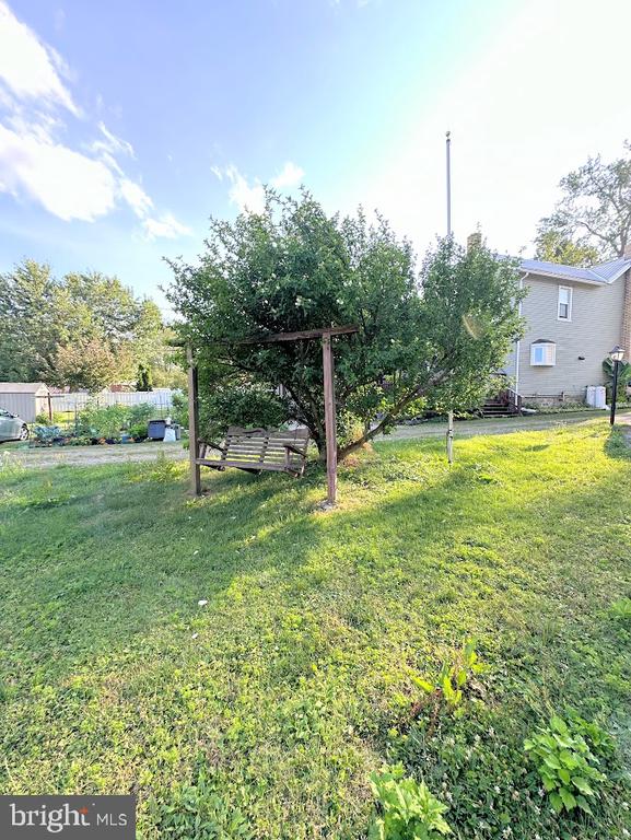 307 Pruner St
