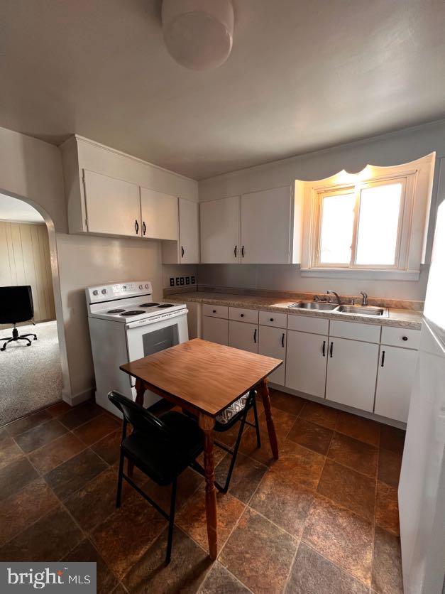 325-329 Filbert St