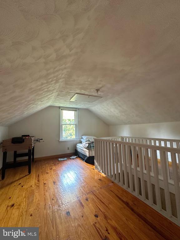 523 Frog Hollow Rd