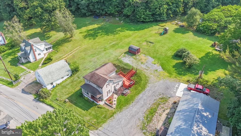 2356 Hogback Hl