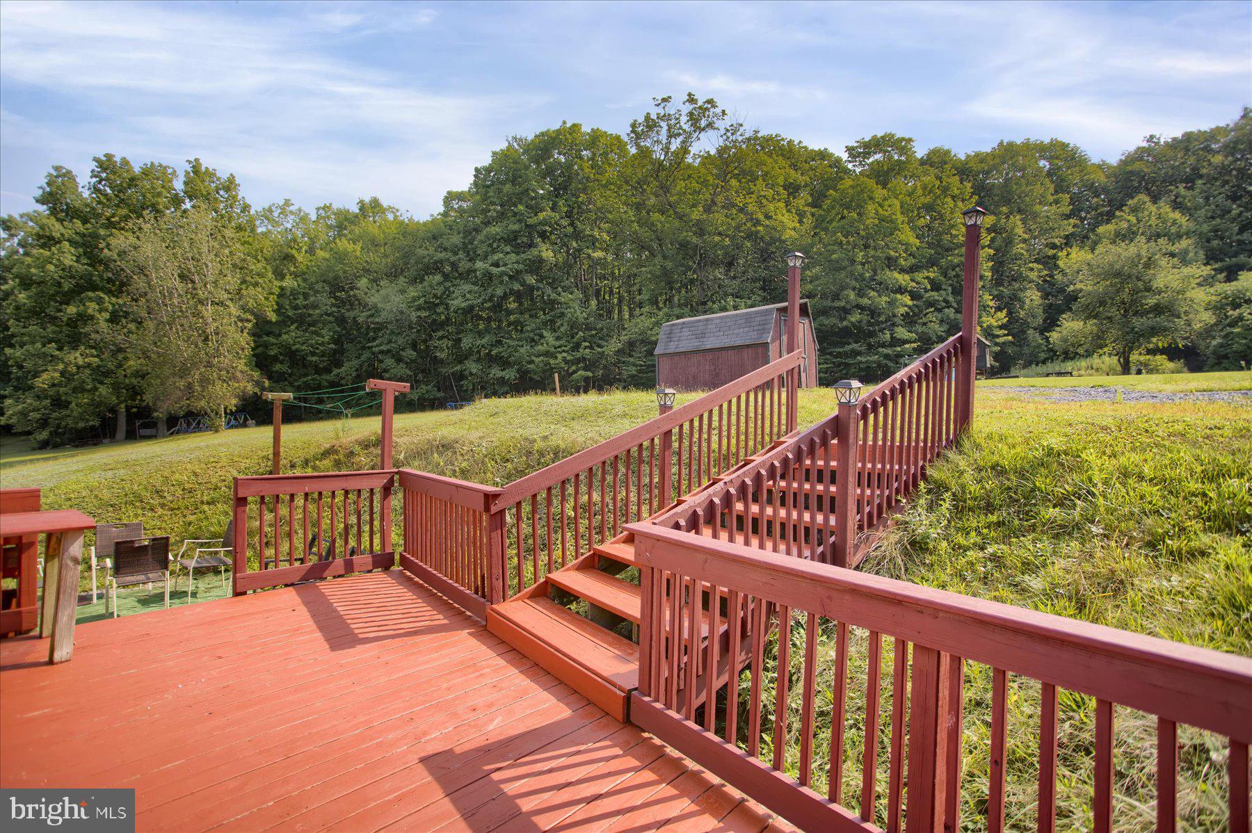 2356 Hogback Hl