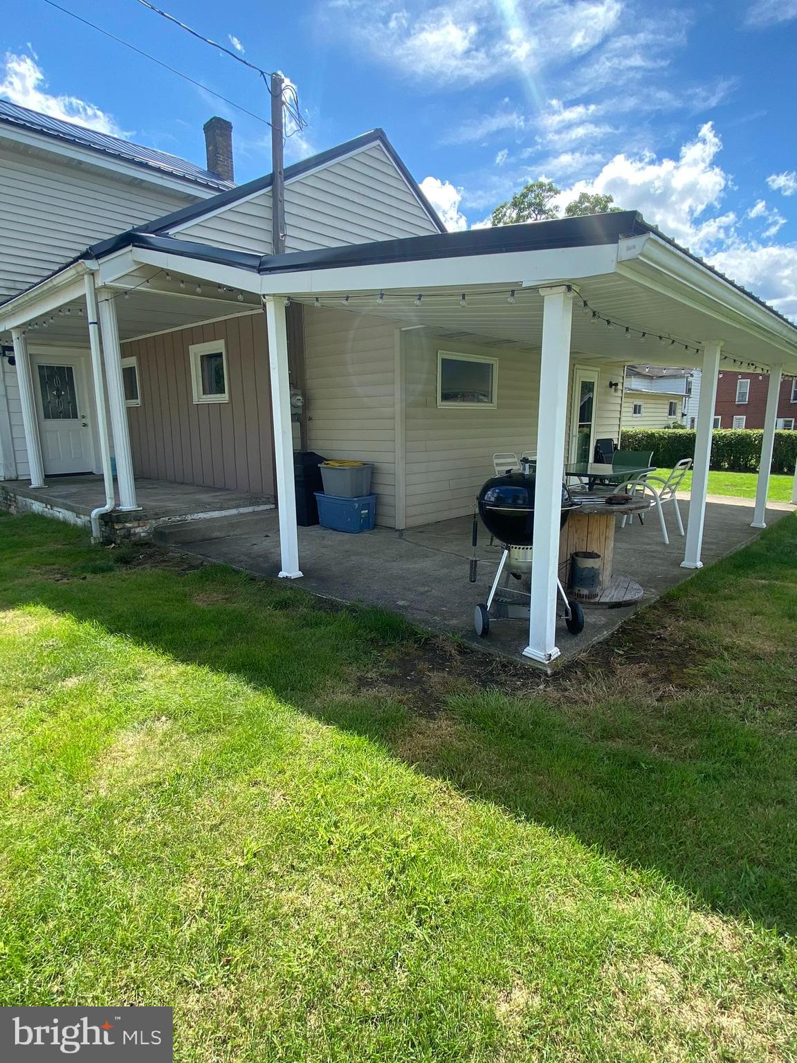 600 Clara St