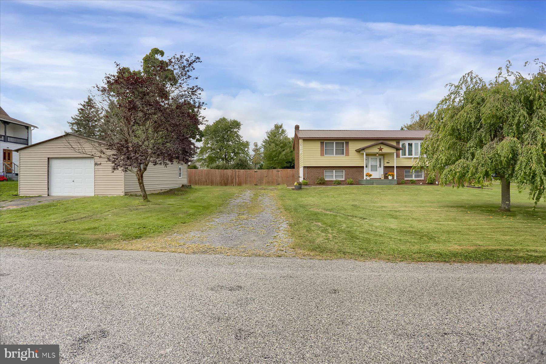 361 Rolling Stone Rd
