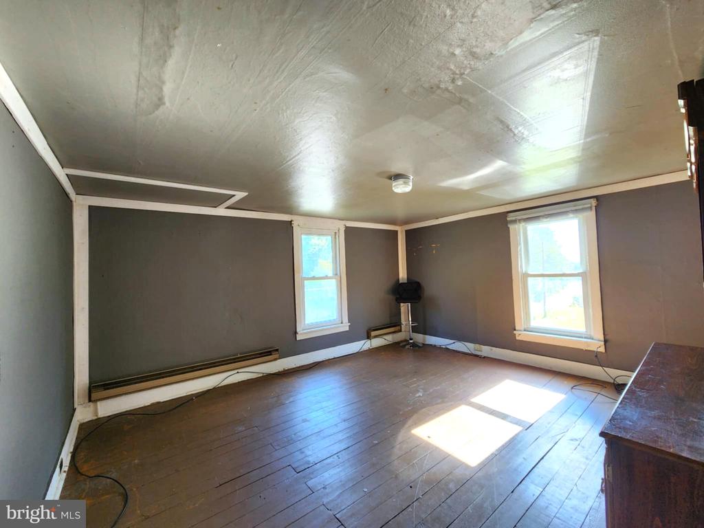 3513 Old Erie Pike