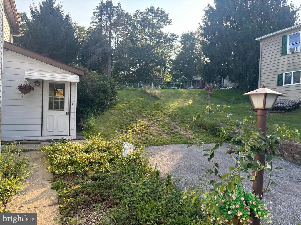 2865 Old Erie Pike Pike
