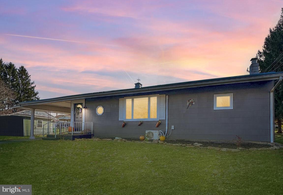50 Sunset Ln