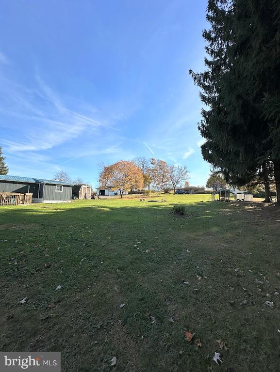 50 Sunset Ln
