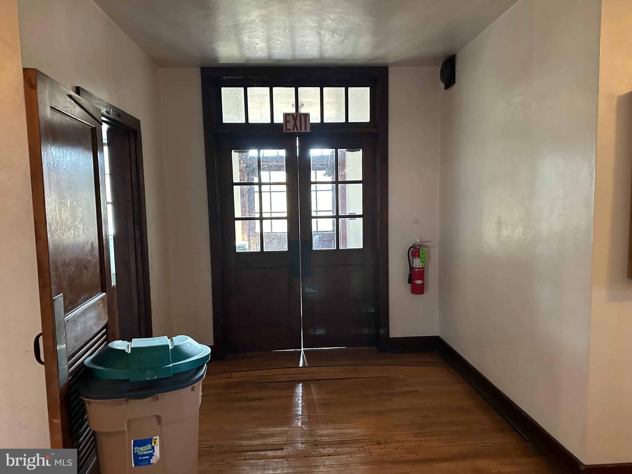 104 Indiana St