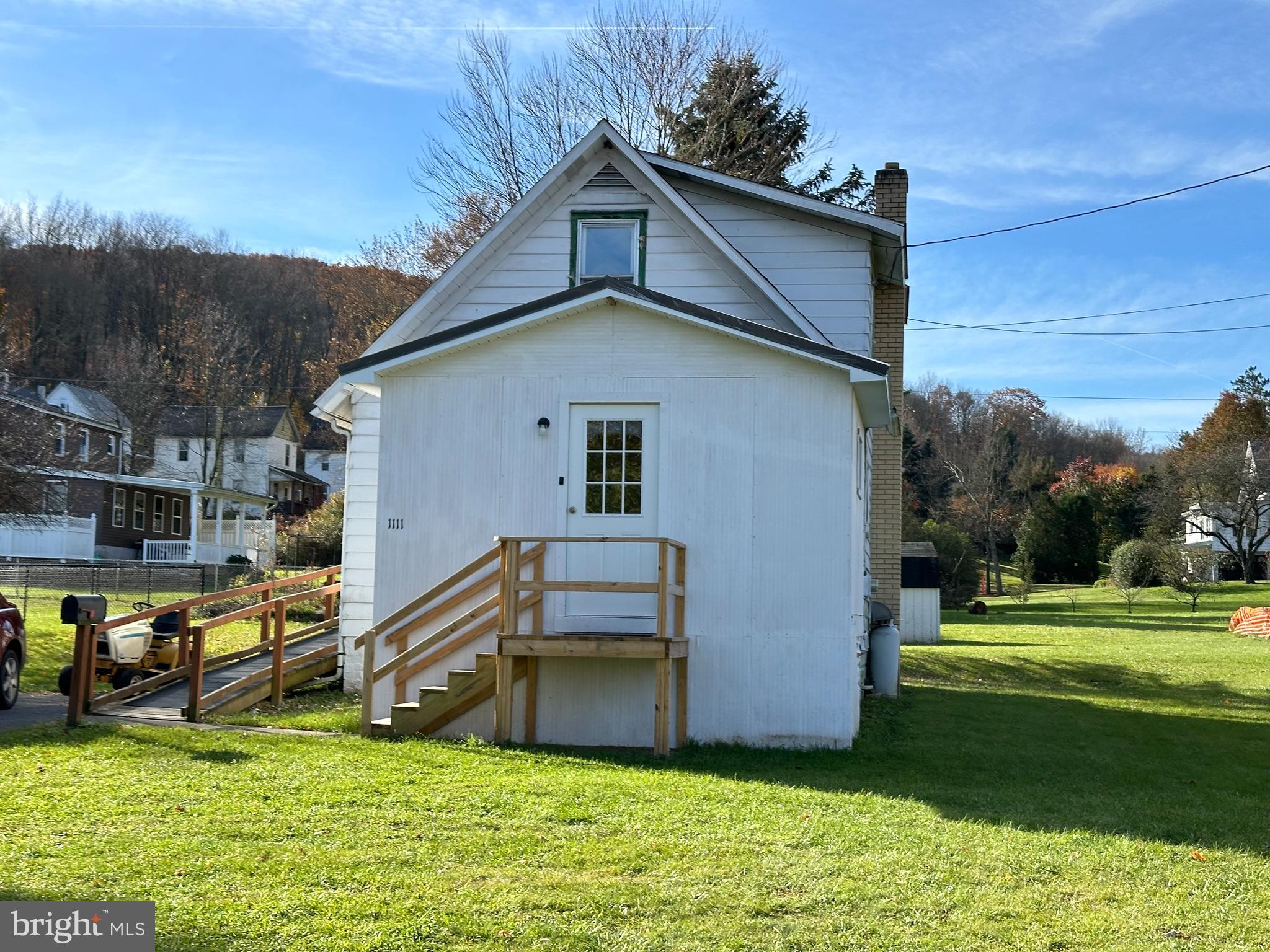 1111 Woodland Rd