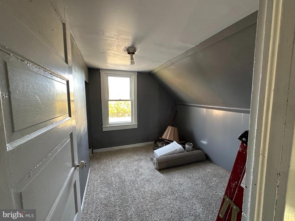 1111 Woodland Rd