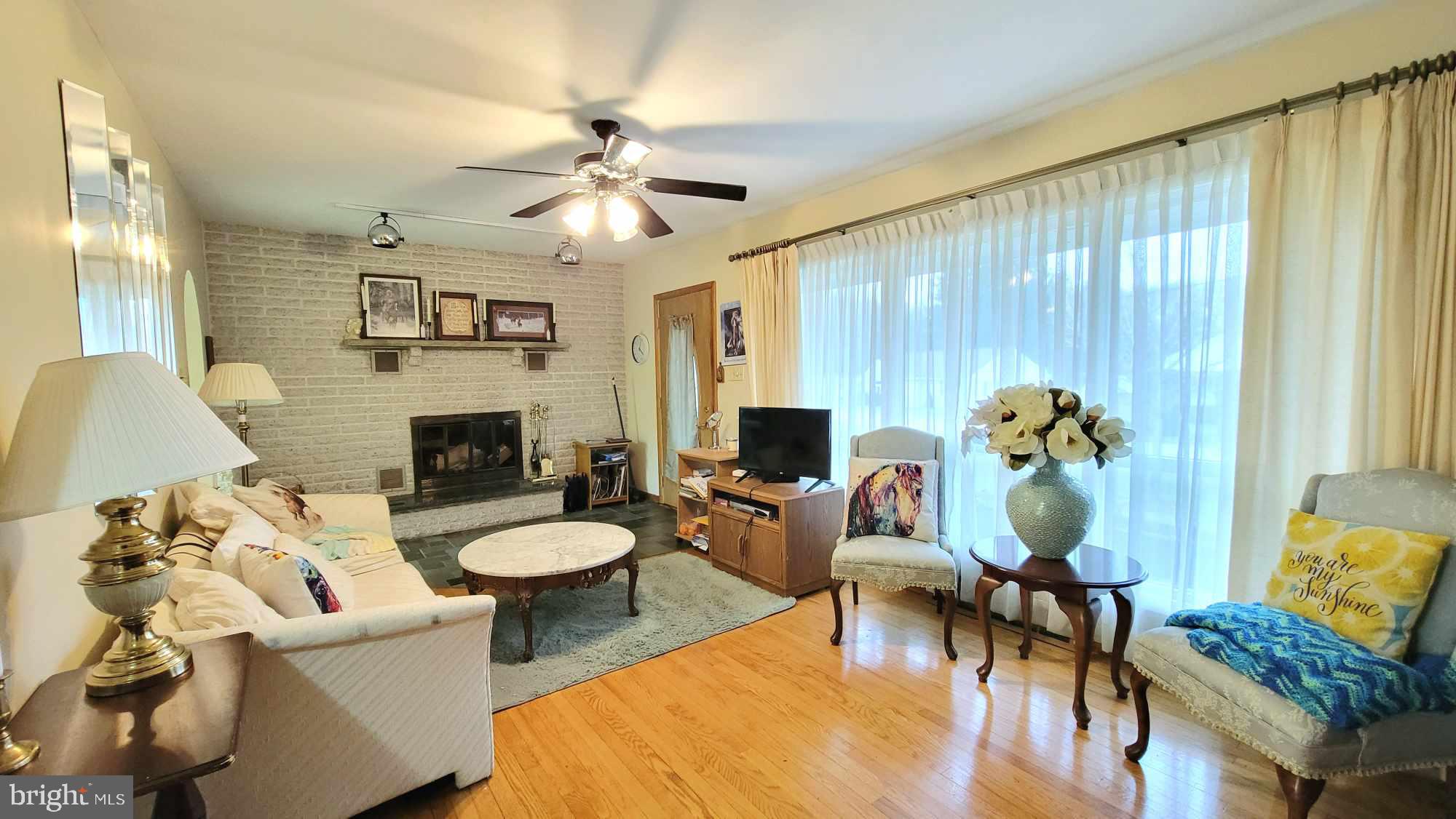 155 Glendale Ave