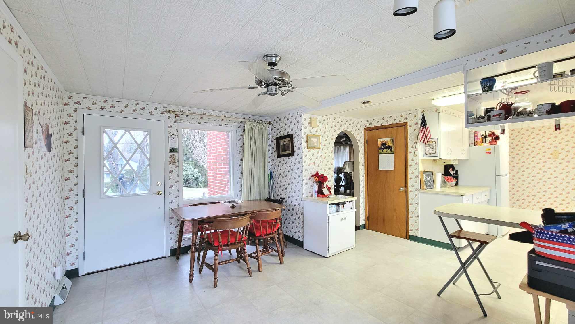 155 Glendale Ave