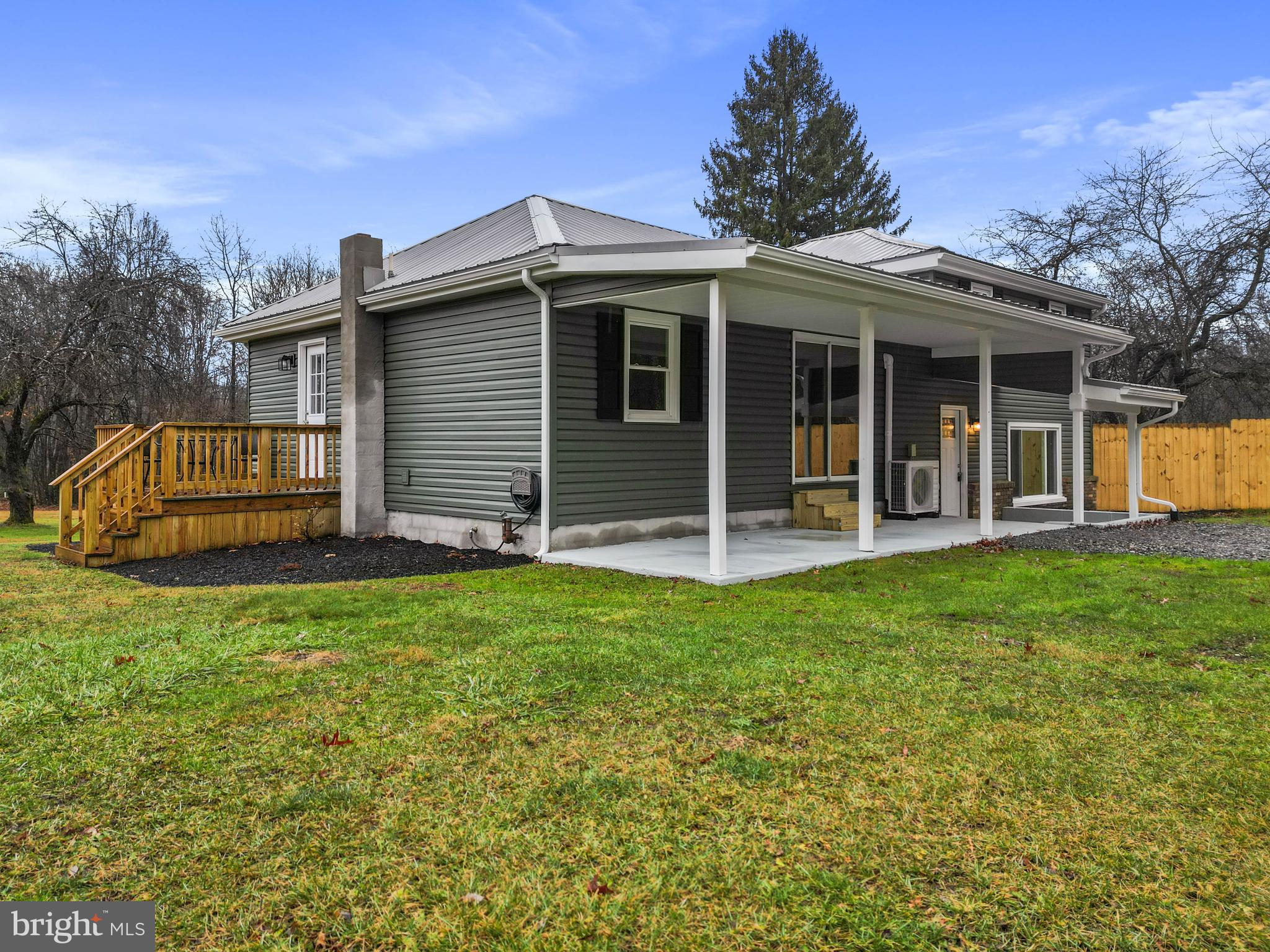772 Link Rd