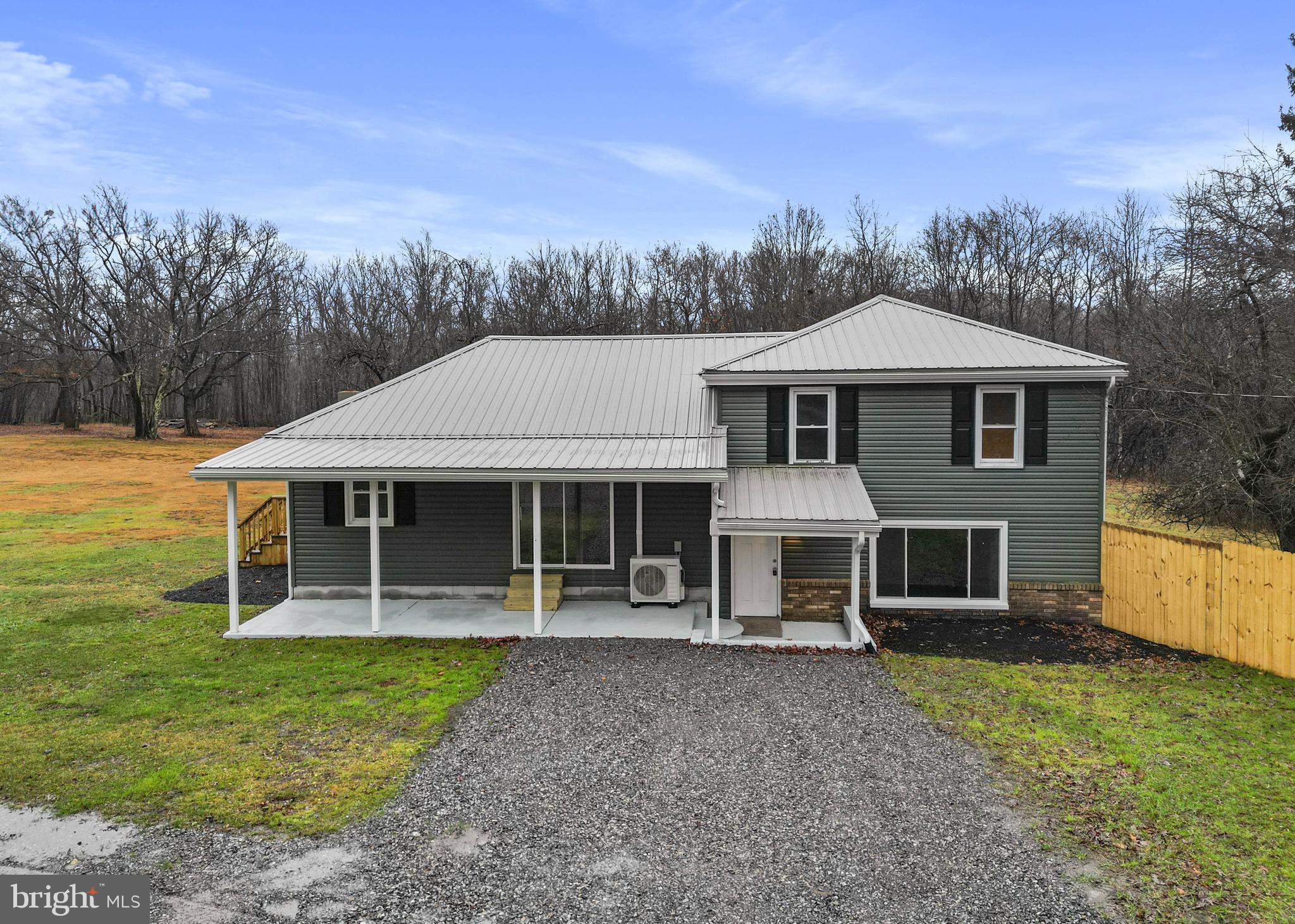 772 Link Rd
