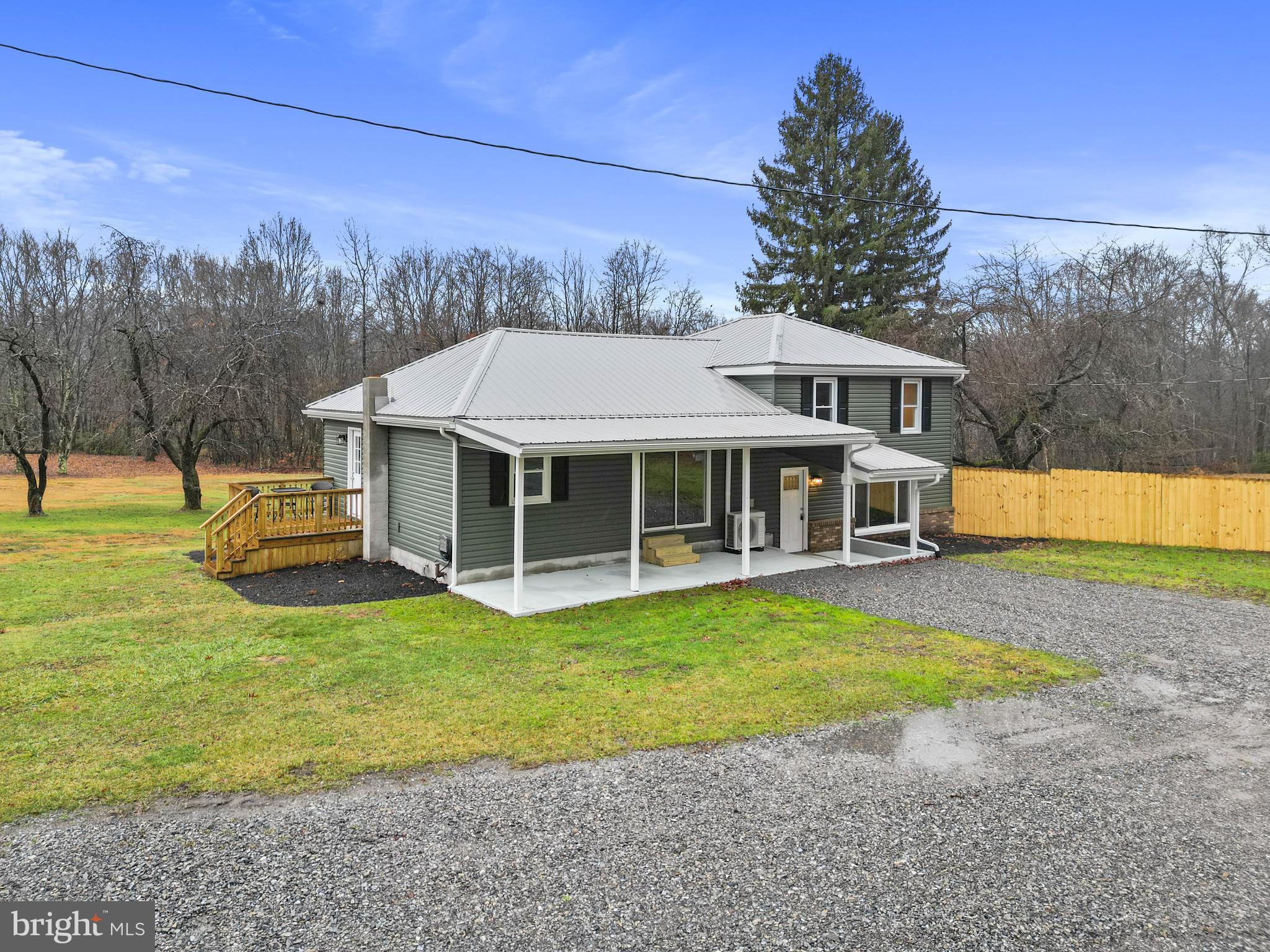 772 Link Rd