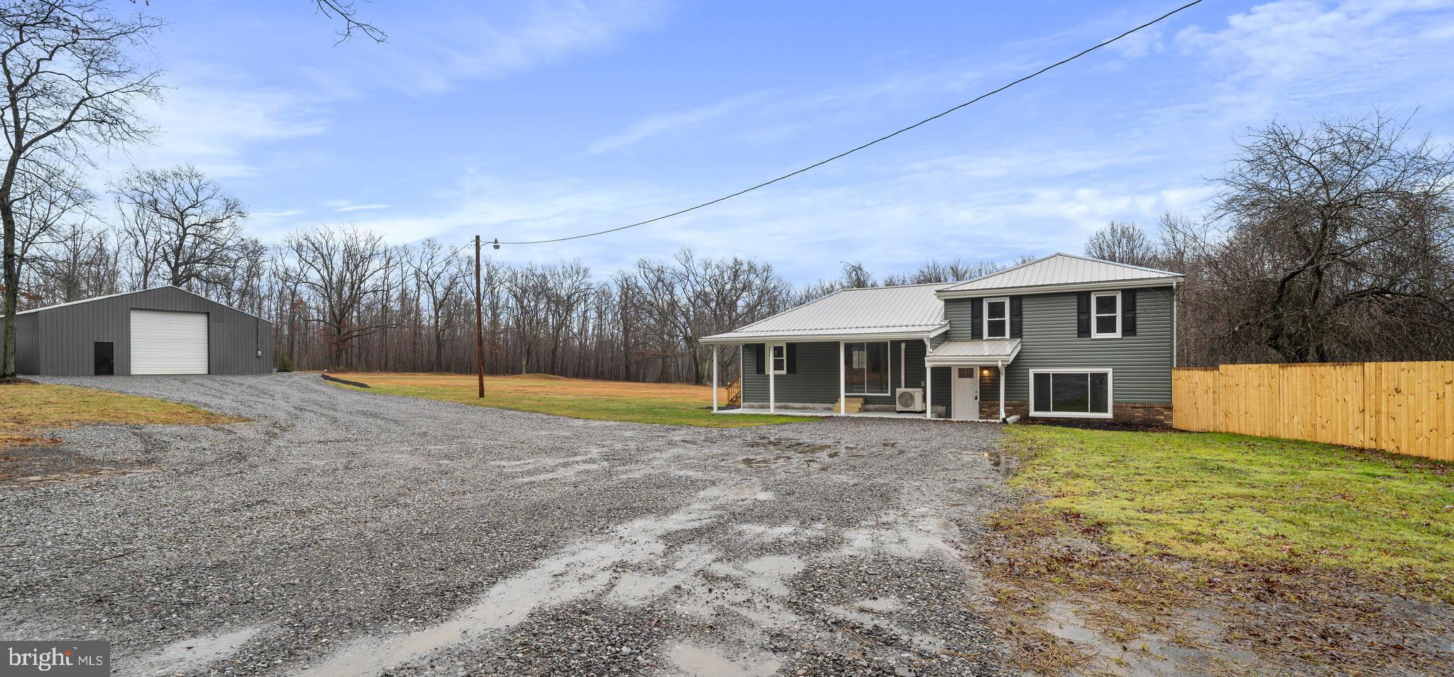 772 Link Rd