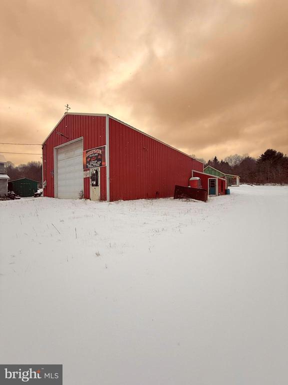 40 Sawmill St
