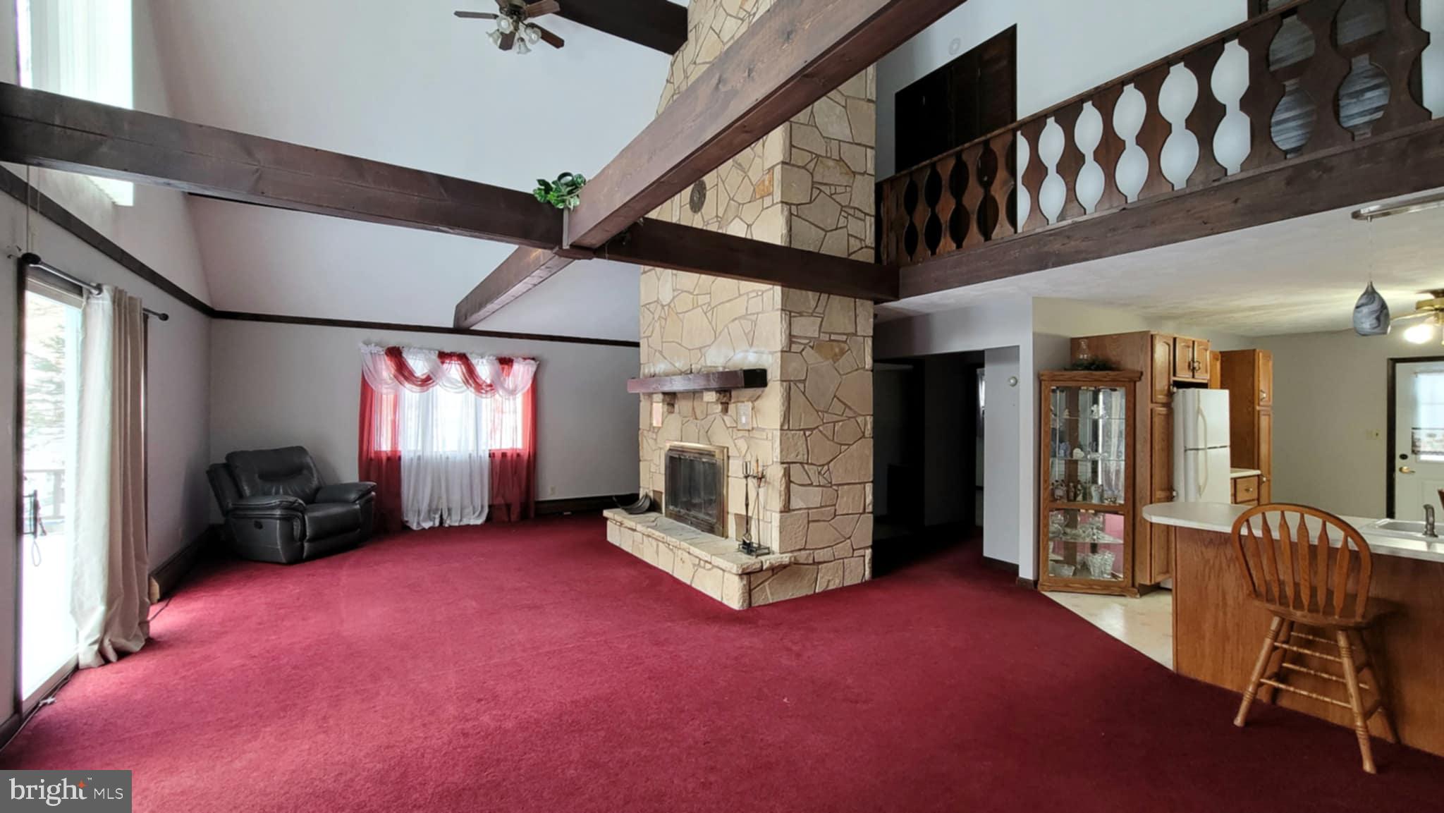 54 Ambrose Ln