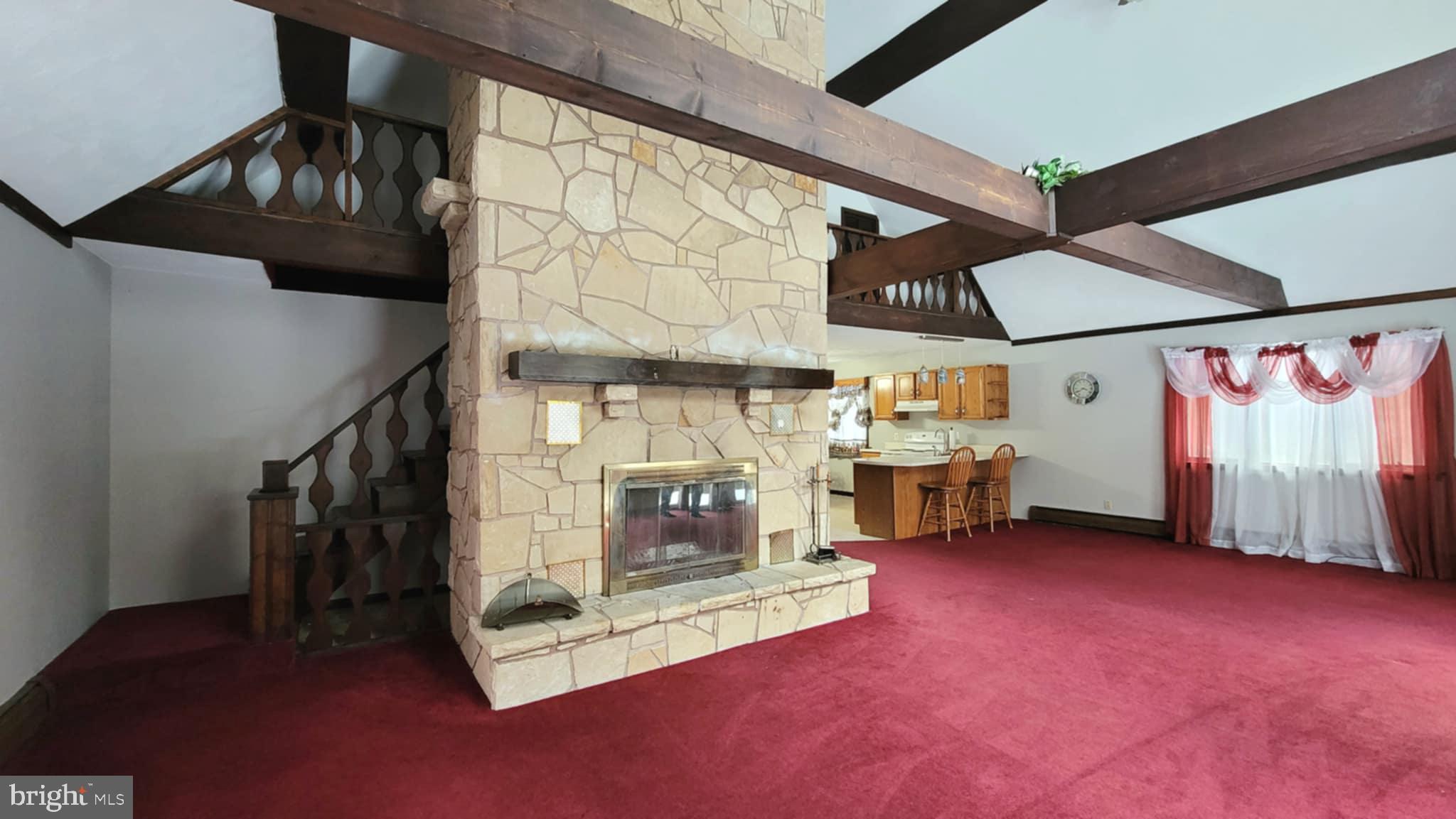 54 Ambrose Ln
