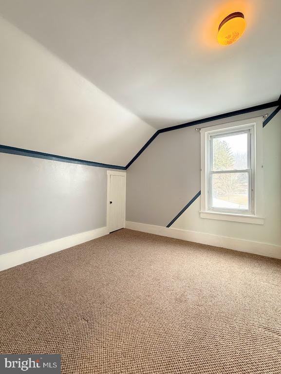 114 Kate St