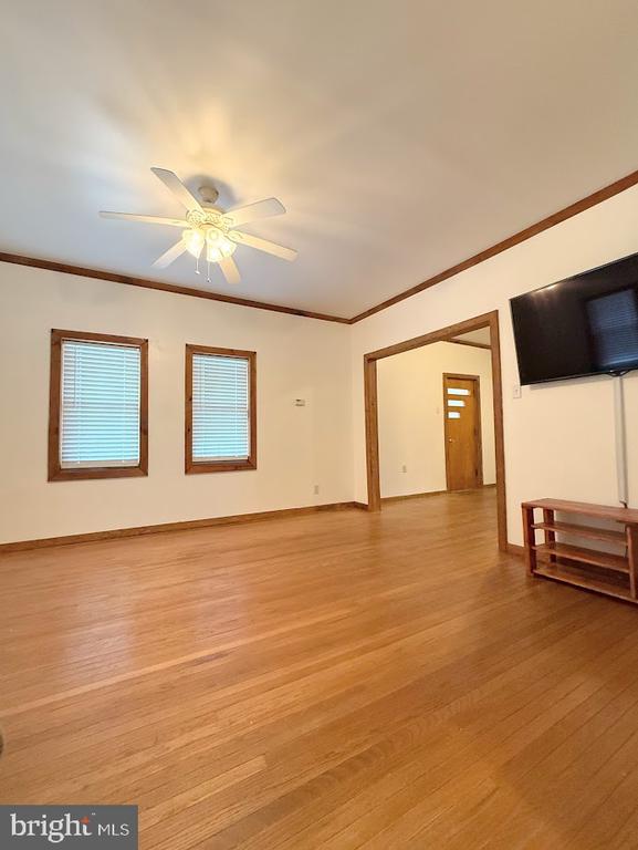 114 Kate St