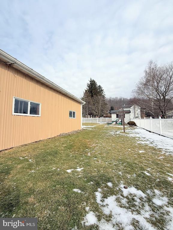 114 Kate St