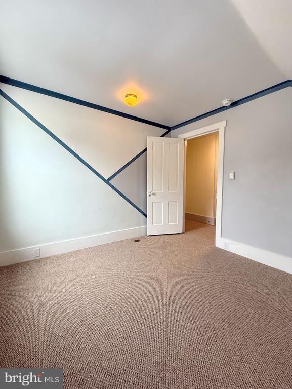114 Kate St
