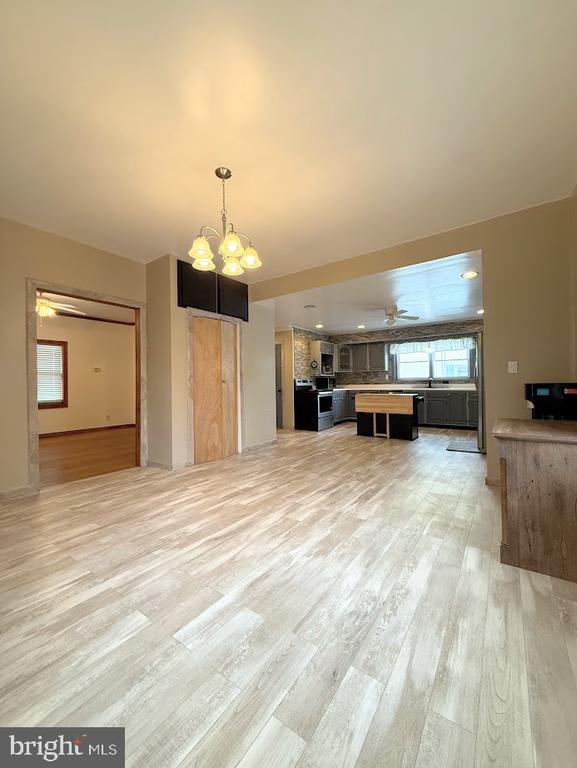 114 Kate St