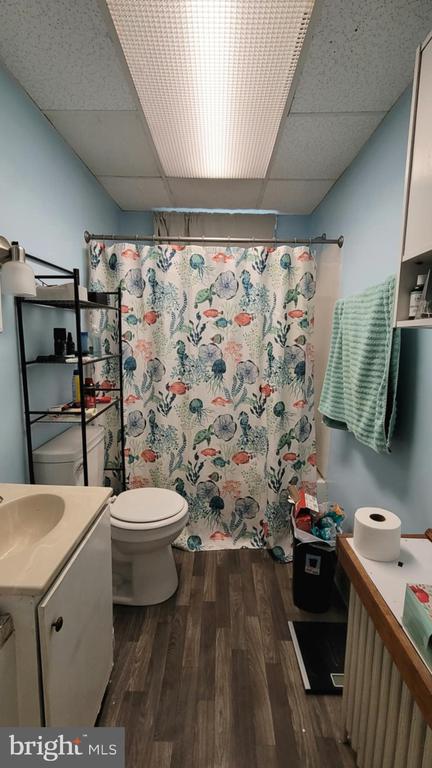 138 Curtin St