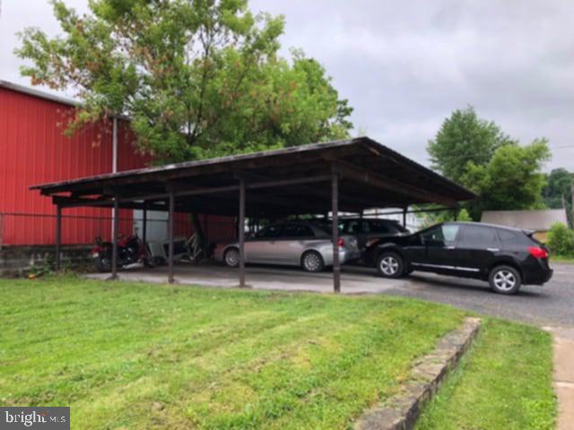 138 Curtin St