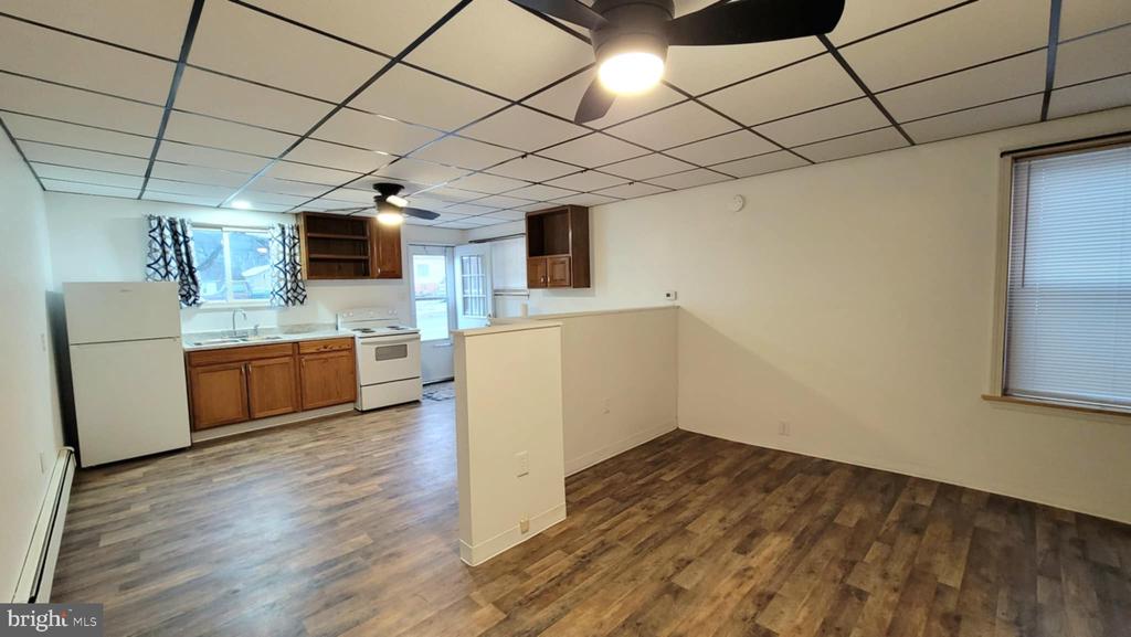 138 Curtin St