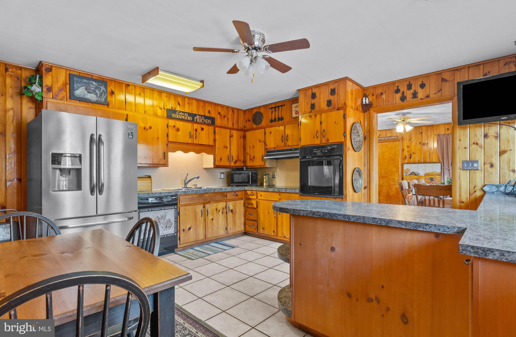 963 Frenchville Rd