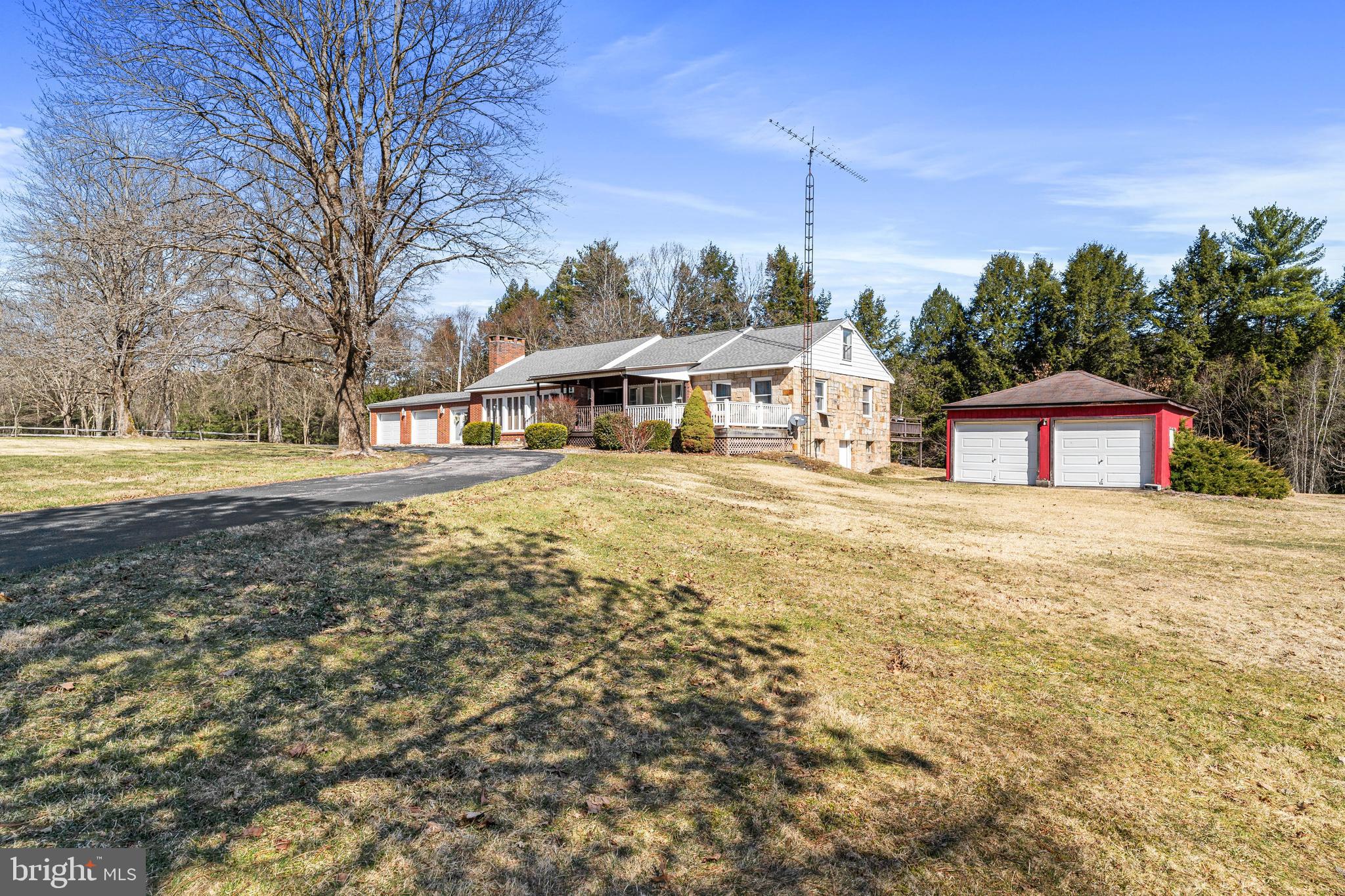 963 Frenchville Rd