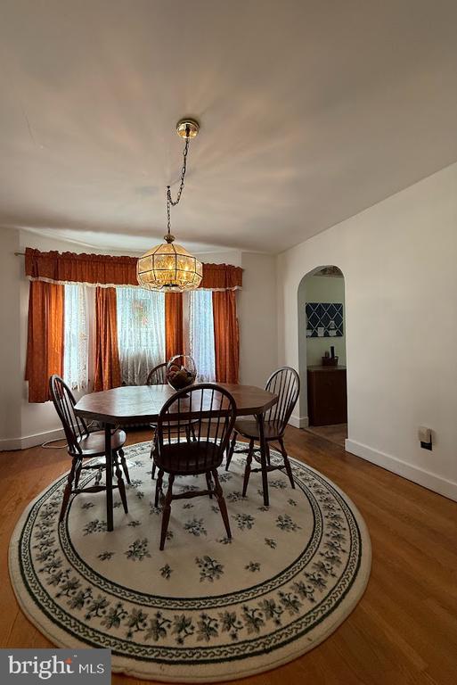 107 Short St