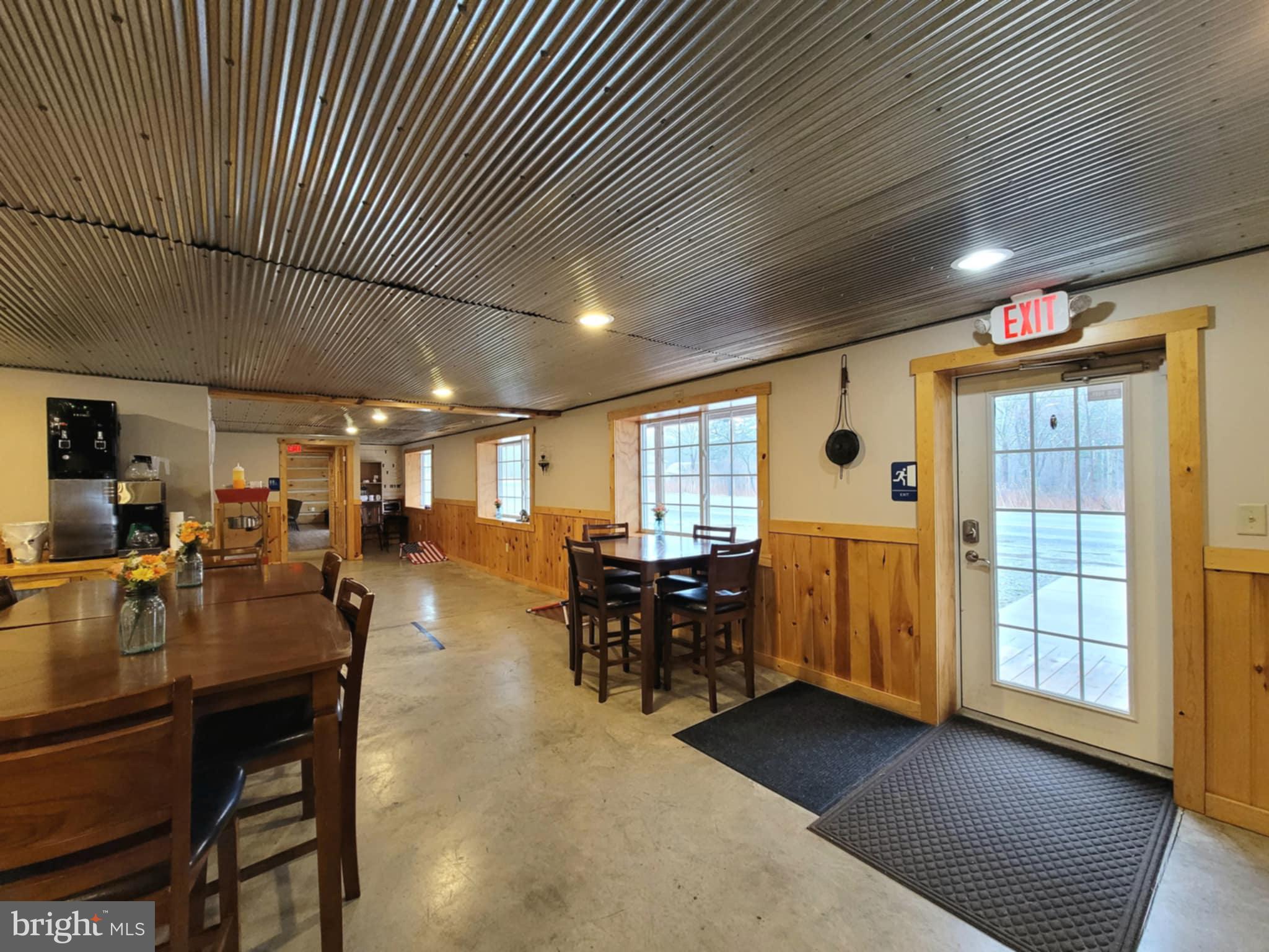 2806 Allport Cutoff