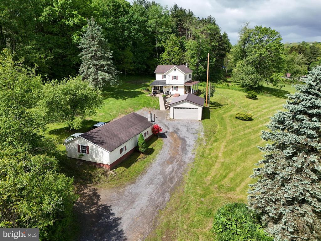 590 Frog Hollow Rd