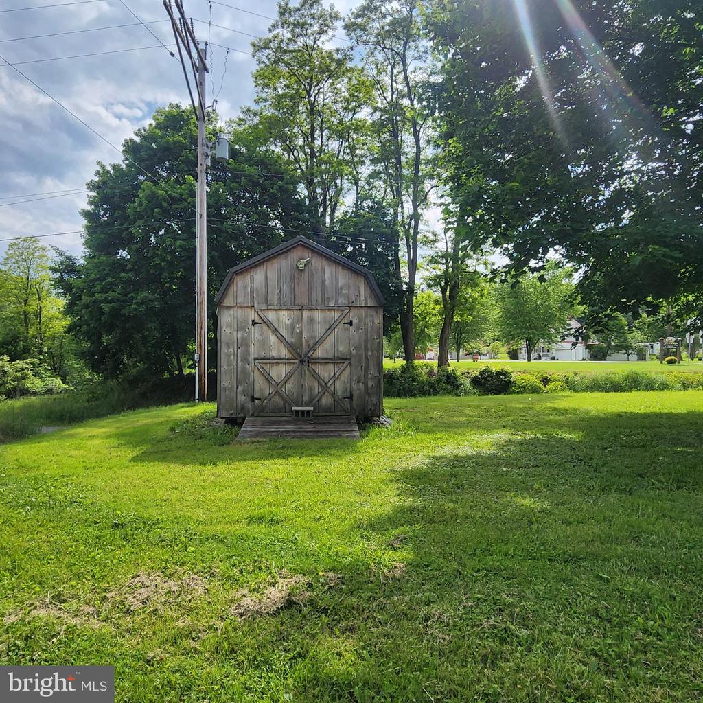 5806 Glen Hope Blvd