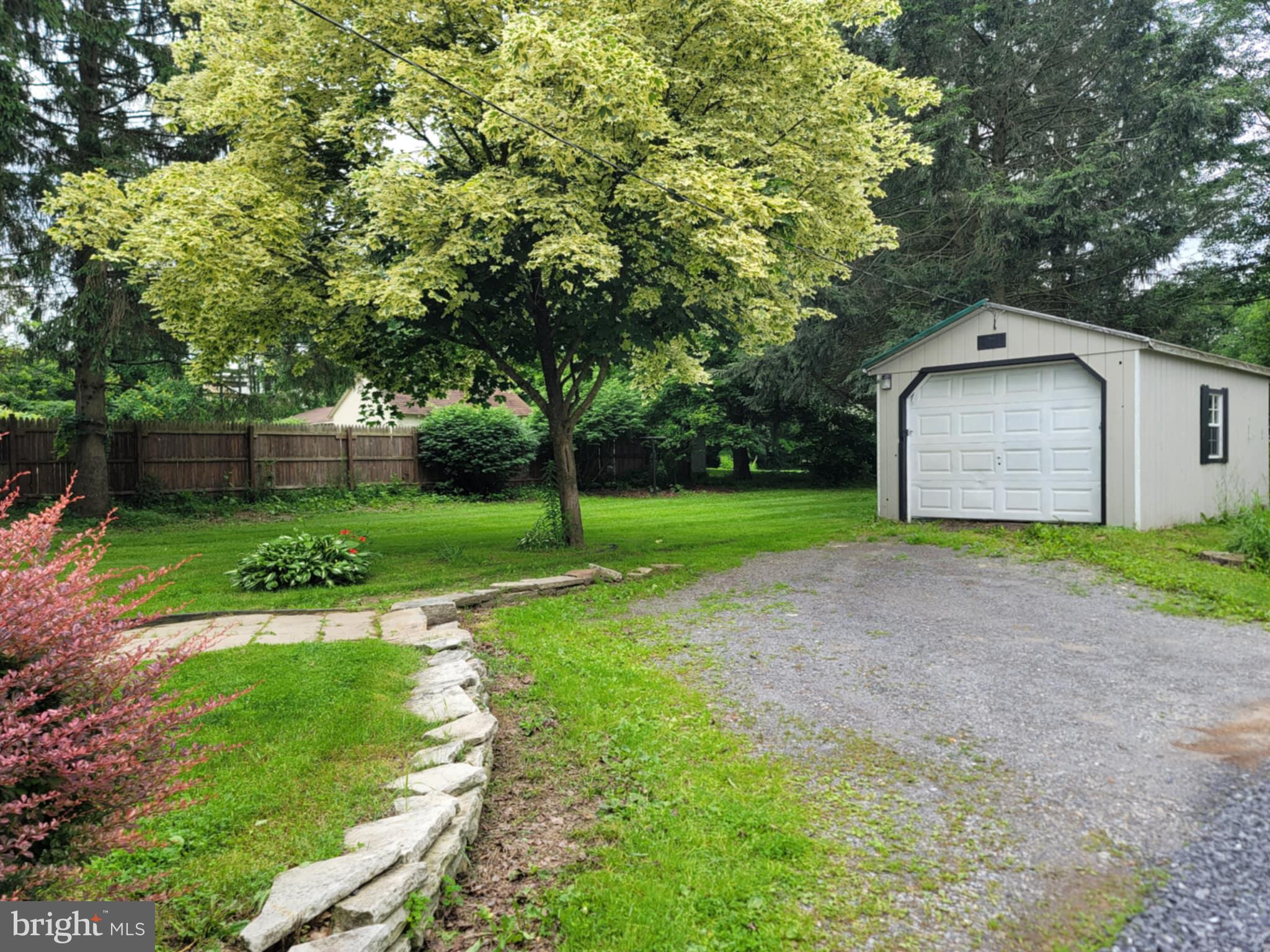 189 Rolling Stone Rd