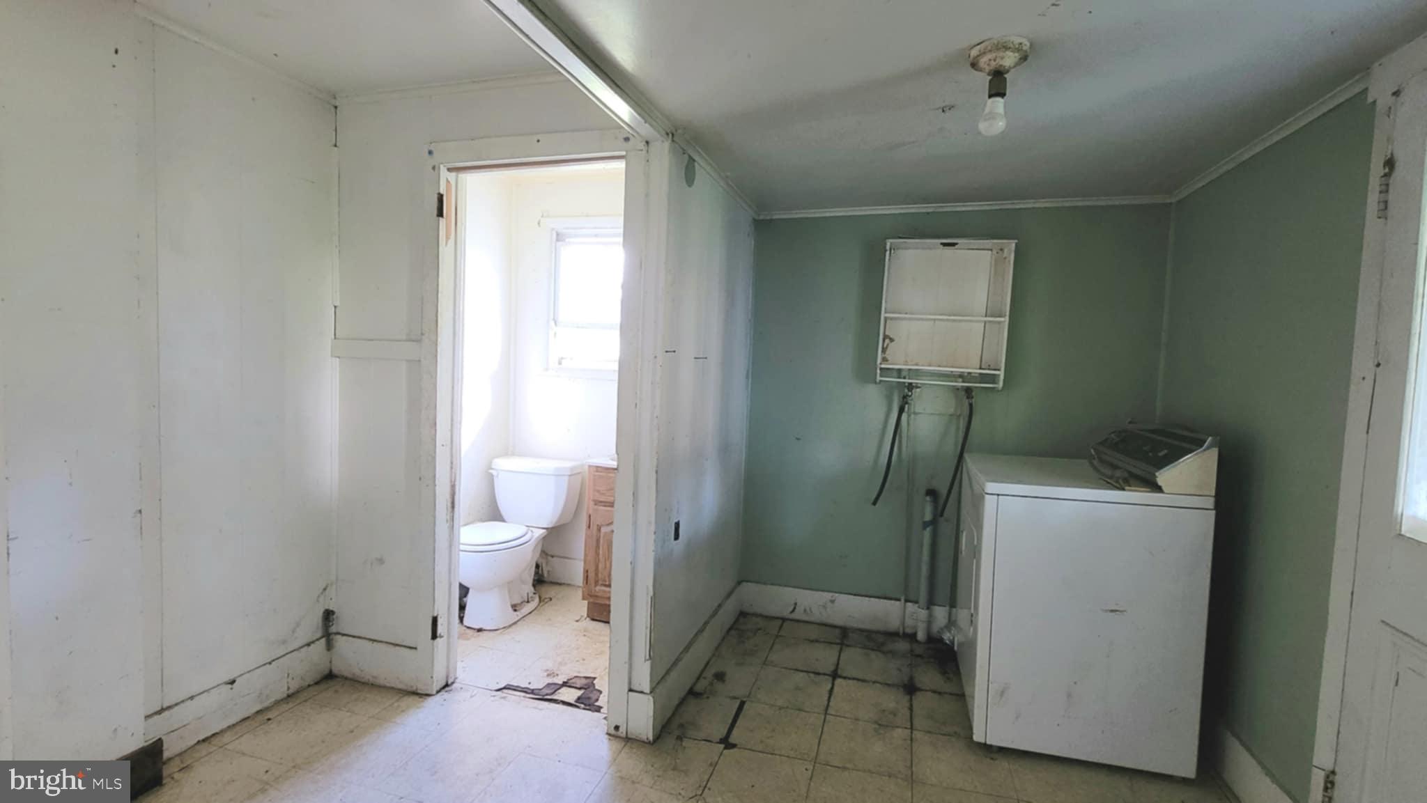 1511 Old Turnpike Rd