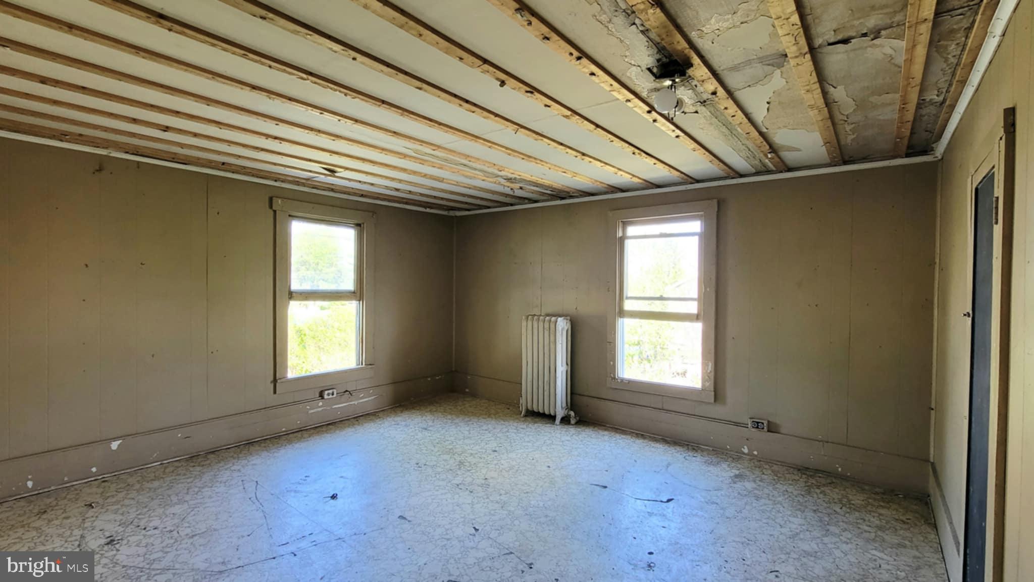 1511 Old Turnpike Rd