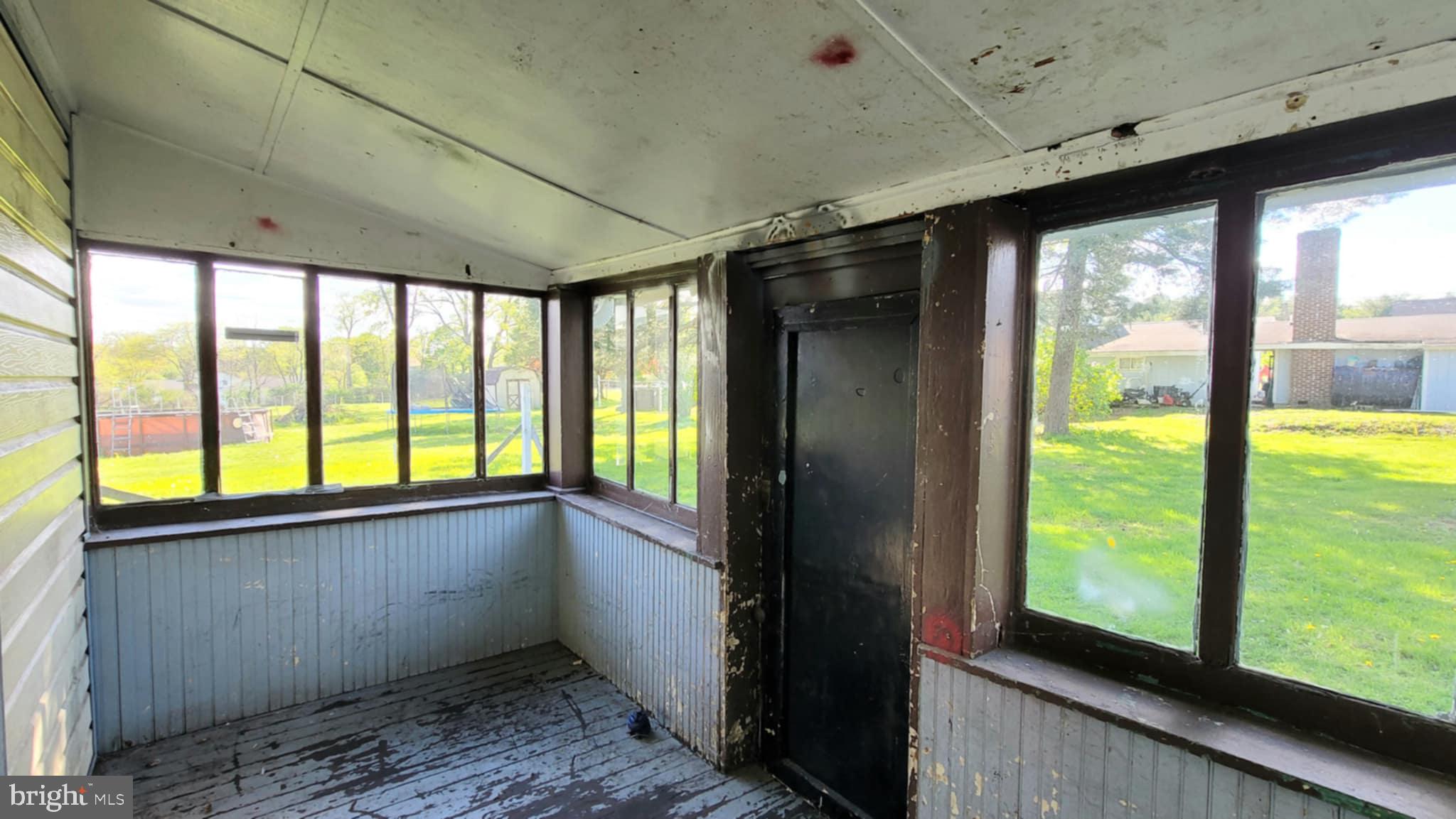 1511 Old Turnpike Rd