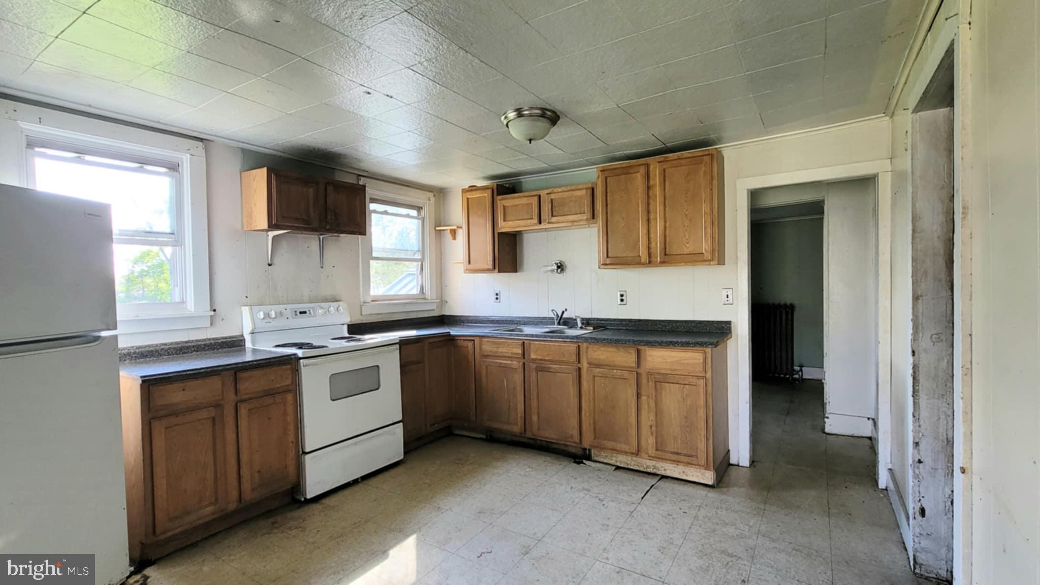 1511 Old Turnpike Rd