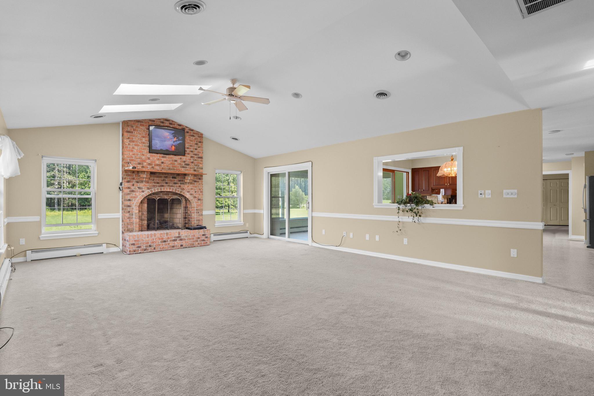 882 Rolling Stone Road