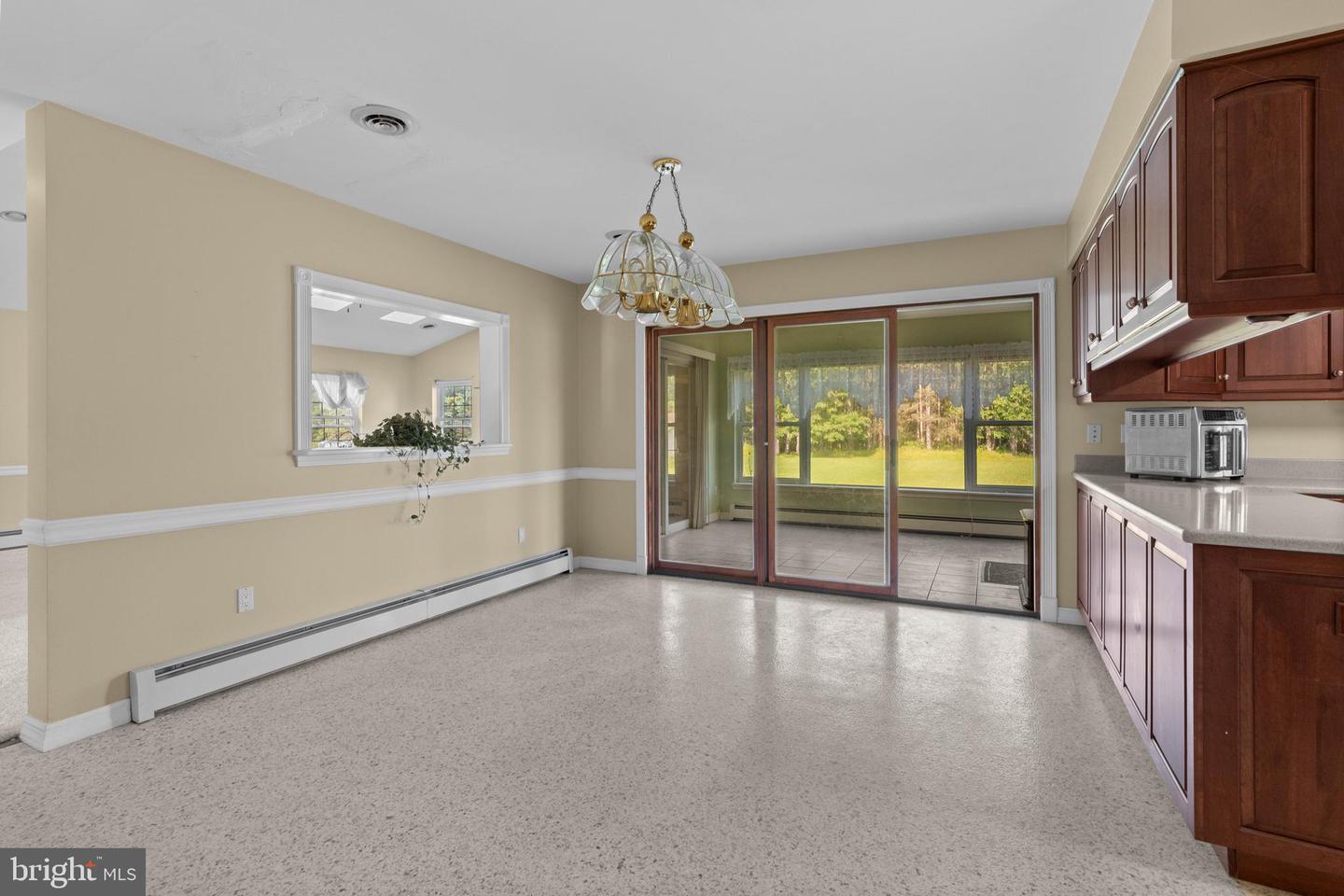 882 Rolling Stone Road