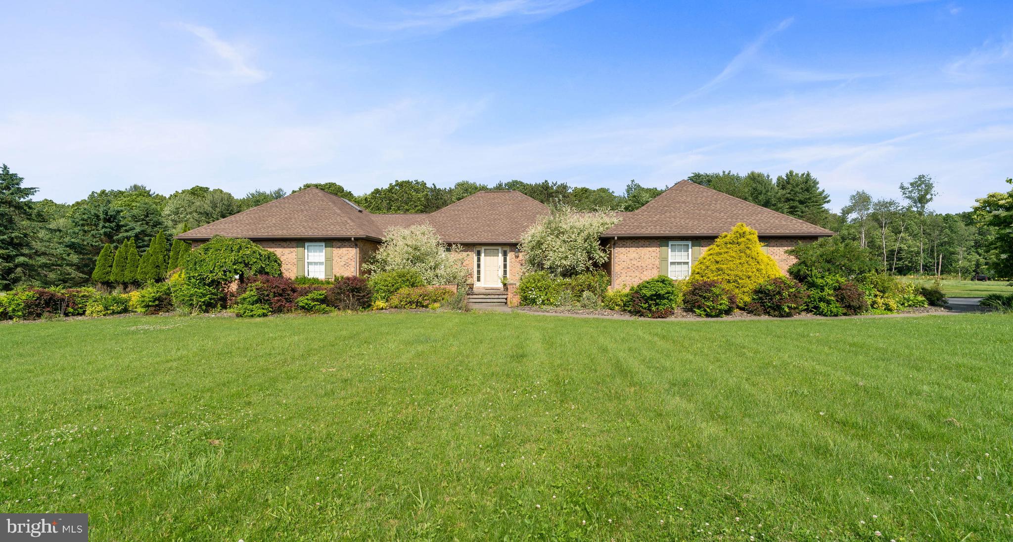 882 Rolling Stone Road